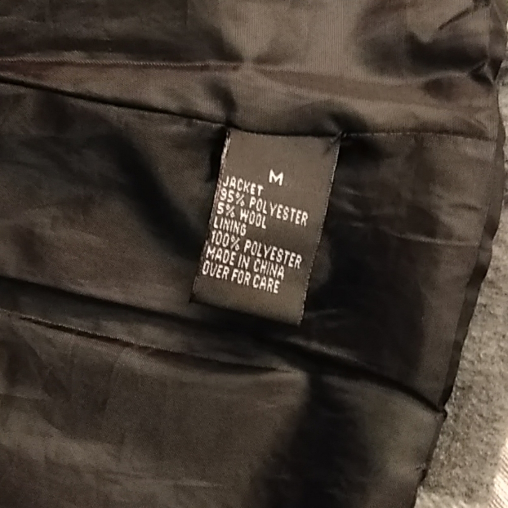 Coat - Picture 6 of 6
